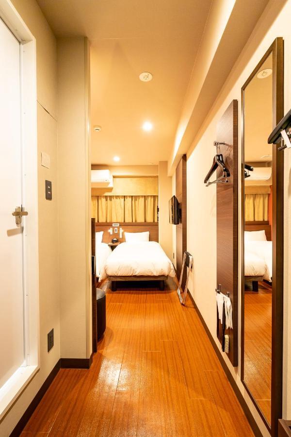 Twin Room with Bathroom